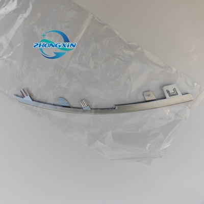 Vervang de voorgrill met de rechter electroplate decoratieve band voor BYD QUZHUJIAN HA2HK-2803753/71